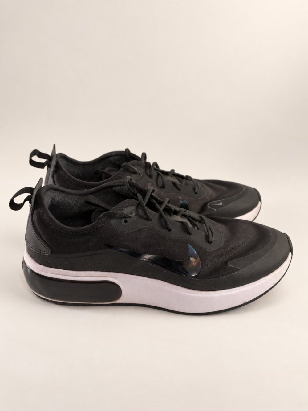 Nike Air Max Dia Sneakers